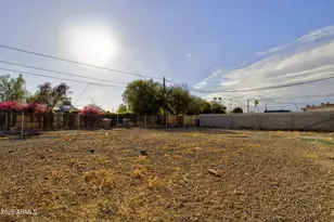 12020 N 112th Dr, Youngtown, AZ 85363 - Photo 24