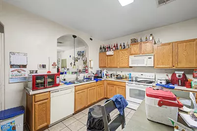 7114 S 14th Drive, Phoenix, AZ 85041 - Photo 12