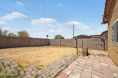7114 S 14th Drive, Phoenix, AZ 85041 - Photo 18