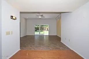 10314 W Spanish Moss Ln, Sun City, AZ 85373 - Photo 8
