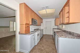 10314 W Spanish Moss Ln, Sun City, AZ 85373 - Photo 10