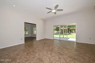 10314 W Spanish Moss Ln, Sun City, AZ 85373 - Photo 4