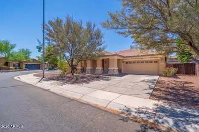 13755 W Monterey Way, Avondale, AZ 85392 - Photo 2
