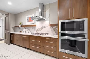 2211 E Camelback Rd, Phoenix, AZ 85016 - Photo 46