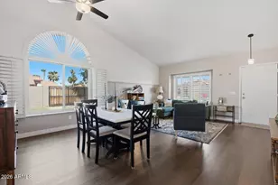 3414 E Sequoia Dr, Phoenix, AZ 85050 - Photo 8