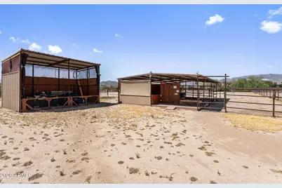 27755 S Clydesdale Avenue, Congress, AZ 85332 - Photo 36