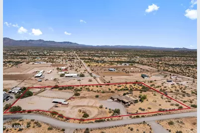27755 S Clydesdale Avenue, Congress, AZ 85332 - Photo 2