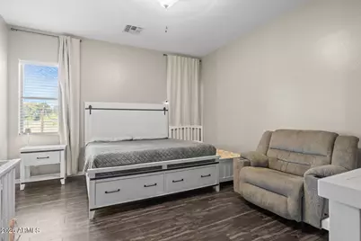 5618 S 100th Avenue, Tolleson, AZ 85353 - Photo 6