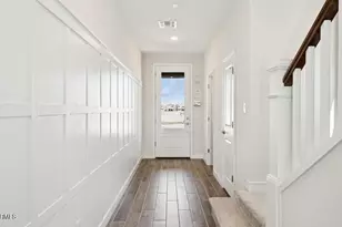 51 E Windsor Dr, Gilbert, AZ 85296 - Photo 16