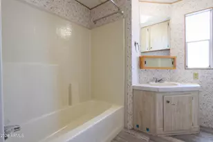24764 W Bonita St, Casa Grande, AZ 85193 - Photo 18
