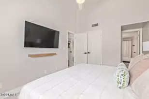 4328 N 36th St, Phoenix, AZ 85018 - Photo 12