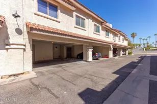 4328 N 36th St, Phoenix, AZ 85018 - Photo 1