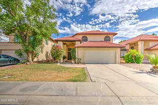 963 E Calle Del Norte, Chandler, AZ 85225 - Photo 2