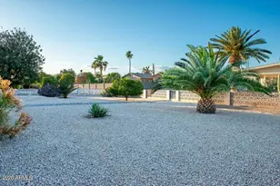 10838 W Acacia Dr, Sun City, AZ 85373 - Photo 14