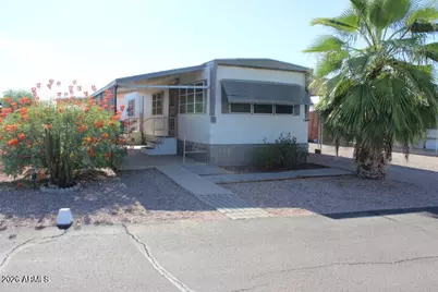 747 E Germann Road #104, San Tan Valley, AZ 85140 - Photo 2