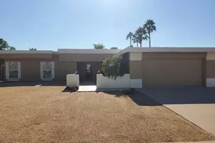 10841 W Acacia Dr, Sun City, AZ 85373 - Photo 1