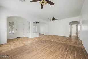1703 S 79th Glen, Phoenix, AZ 85043 - Photo 4