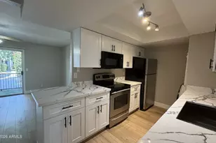 740 W Elm St, Phoenix, AZ 85013 - Photo 8