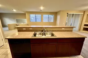 705 W Queen Creek Rd, Chandler, AZ 85248 - Photo 2
