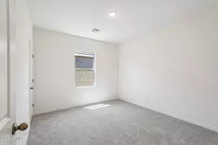 5706 E Hornblende Wy, San Tan Valley, AZ 85143 - Photo 4
