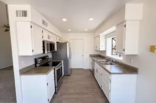6703 W Sierra St, Peoria, AZ 85345 - Photo 2