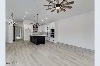 5910 E Woodridge Drive, Scottsdale, AZ 85254 - Photo 8