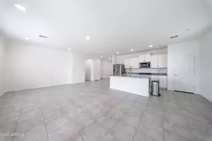 264 S San Christo Ln, Casa Grande, AZ 85194 - Photo 6