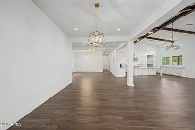 9407 S 13th Way, Phoenix, AZ 85042 - Photo 18