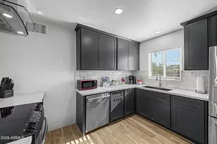 2514 N 14th St, Phoenix, AZ 85006 - Photo 12
