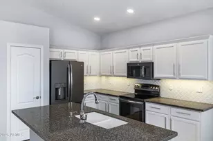 9627 E Sheena Dr, Scottsdale, AZ 85260 - Photo 10