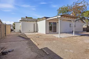3327 W Charter Oak Rd, Phoenix, AZ 85029 - Photo 18