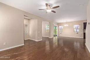 21244 N 36th Pl, Phoenix, AZ 85050 - Photo 10