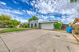 4215 W Hatcher Rd, Phoenix, AZ 85051 - Photo 18