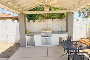 4215 W Hatcher Rd, Phoenix, AZ 85051 - Photo 4
