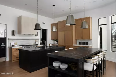4935 E Berneil Drive, Paradise Valley, AZ 85253 - Photo 2