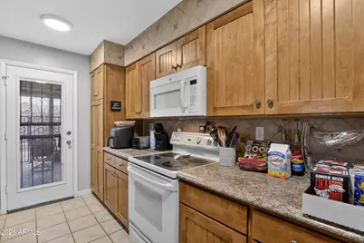 123 E Erie Drive, Tempe, AZ 85282 - Photo 8