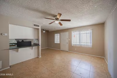 5214 N 42nd Parkway, Phoenix, AZ 85019 - Photo 6