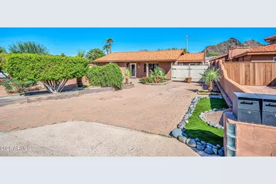 1448 E Royal Palm Road, Phoenix, AZ 85020 - Photo 2
