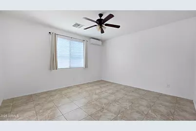 8012 S 70th Drive, Laveen, AZ 85339 - Photo 12