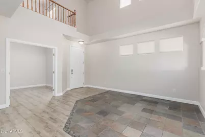 204 W Mountain Sage Drive, Phoenix, AZ 85045 - Photo 6