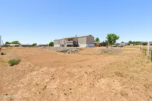 235 W Acapulco Way, Paulden, AZ 86334 - Photo 4