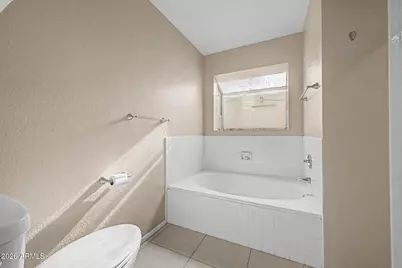 11615 N 40th Way, Phoenix, AZ 85028 - Photo 22