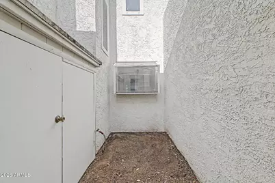 11615 N 40th Way, Phoenix, AZ 85028 - Photo 34