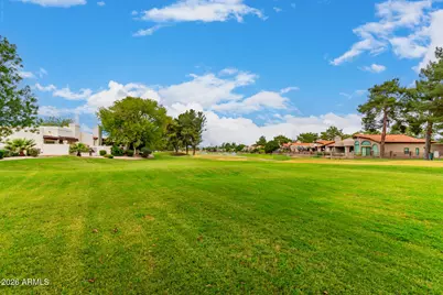 11615 N 40th Way, Phoenix, AZ 85028 - Photo 2