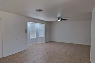 108 W Topeka Dr, Phoenix, AZ 85027 - Photo 4