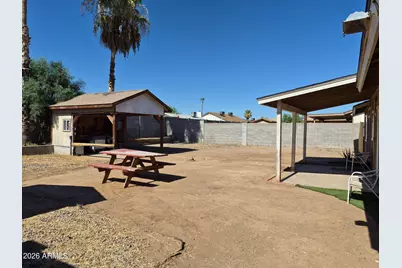 108 W Topeka Drive, Phoenix, AZ 85027 - Photo 12