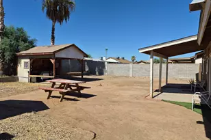 108 W Topeka Dr, Phoenix, AZ 85027 - Photo 12