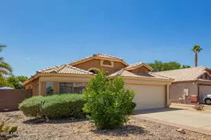 13421 W Ocotillo Ln, Surprise, AZ 85374 - Photo 4