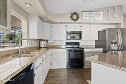 20120 E San Tan Boulevard, Queen Creek, AZ 85142 - Photo 14