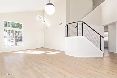1018 W Kings Avenue, Phoenix, AZ 85023 - Photo 2